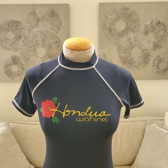 Honolua Wahine Rash Guard Sz Med Juniors - Picture 2 of 8